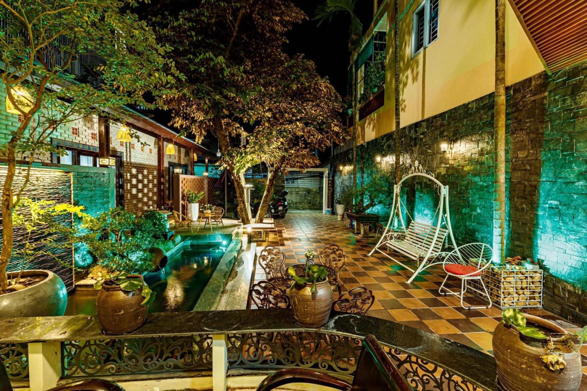 Nana House Hue Homestay *