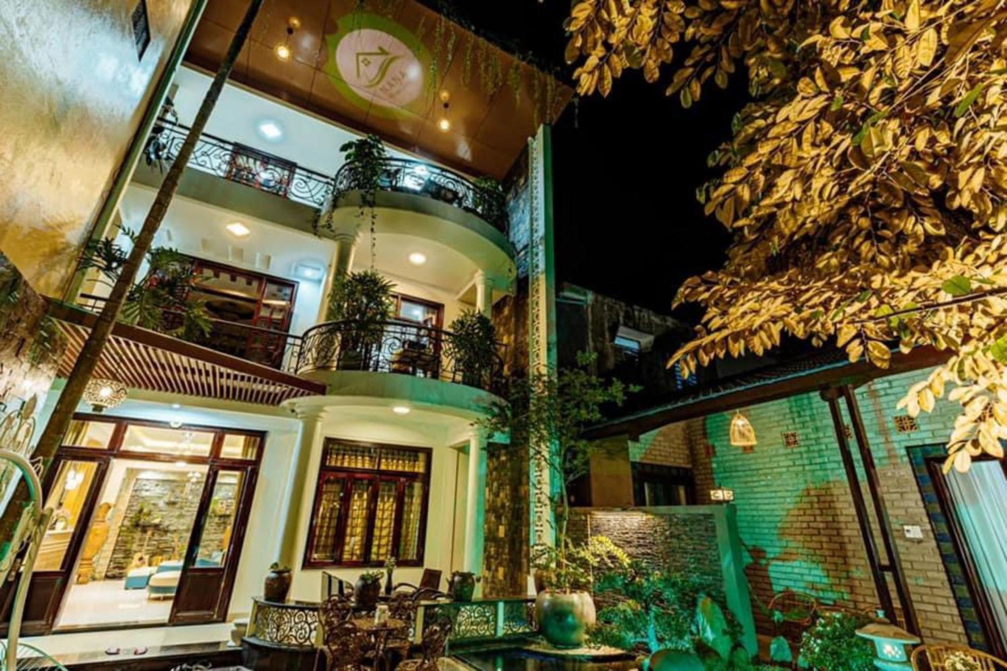 Nana House Hue Homestay *